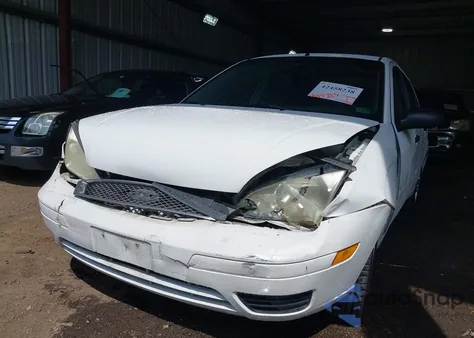 2005 Ford Focus Zx4 z USA, uszkodzony, nr VIN 1FAFP34N95W173118